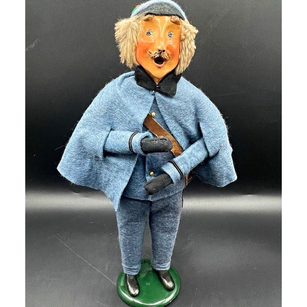Byers' Choice Ltd. The Carolers 1990 Man Caroler Figurine Blue Christmas READ